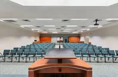 2393 Dundas Street Toronto W02 Ontario M6P 1X2