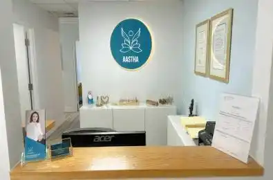 22 Richmond Street Unit# 204 Richmond Hill Ontario L4C 3Y1