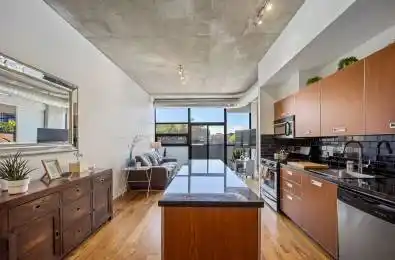 60 Bathurst Street Unit# 303 Toronto C01 Ontario M5V 2P4