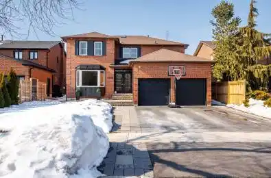 1689 Copseholm Trail Mississauga Ontario L4W 2C1