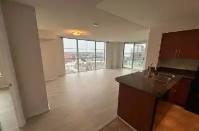 8 Rosebank Drive Unit# 15C Toronto E11 Ontario M1B 5Z3