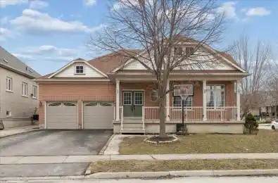 16 Deerchase Road Brampton Ontario L6P 2L4