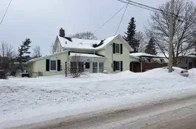 28 QUEEN Street Asphodel-Norwood Ontario K0L 2V0