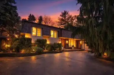 130 Tavistock Square Oakville Ontario L6K 2V2