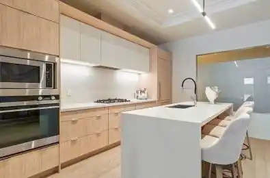 123 Maurice Drive Unit# 105 Oakville Ontario L6K 2W6