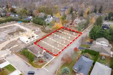 14 LINDEN Lane Grimsby Ontario L3M 5M6