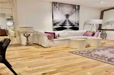 220 Rose Park Drive Toronto C09 Ontario M4T 1R5