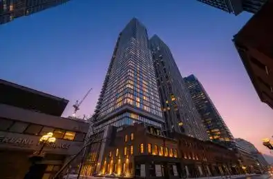 8 Cumberland Street Unit# 4202 Toronto C02 Ontario M4W 0B6