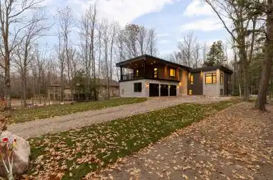 17 Staglir Drive Tiny Ontario L9M 0H2