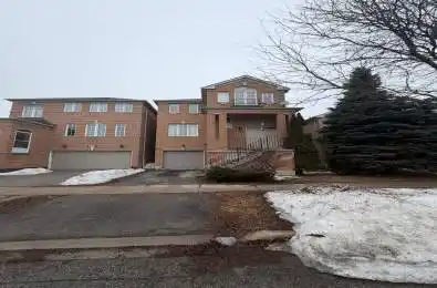 212 Yellowood Circle Vaughan Ontario L4J 8M4