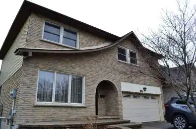 65 Manning Crescent Newmarket Ontario L3Y 6H3