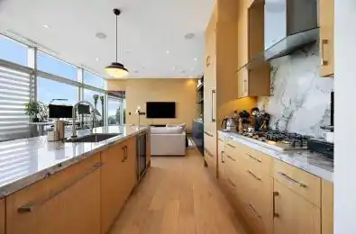 39 Queens Quay Unit# 1202 Toronto C08 Ontario M5E 0A5