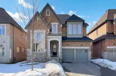 68 Alf Neely Way Newmarket Ontario L3Y 0C6