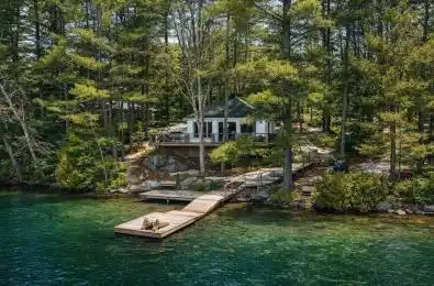 4 Post Lane Seguin Ontario P2A 2W8