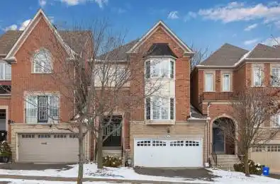 16 Carriage House Court Richmond Hill Ontario L4E 4V3