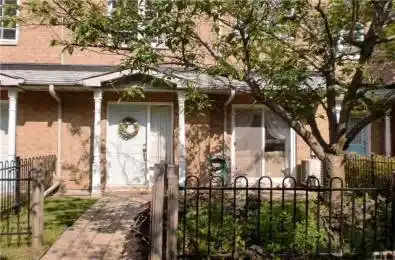 1 Alpen Way Unit# 17 Markham Ontario L3R 4G1