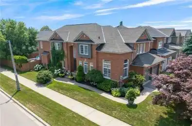 2454 Longridge Crescent Oakville Ontario L6H 6N8